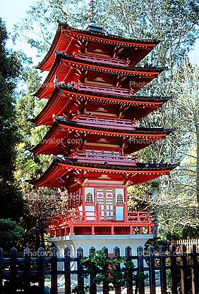 Japanese pagoda Let39s Learn Japanese Japanese Beautiful Pagodas
