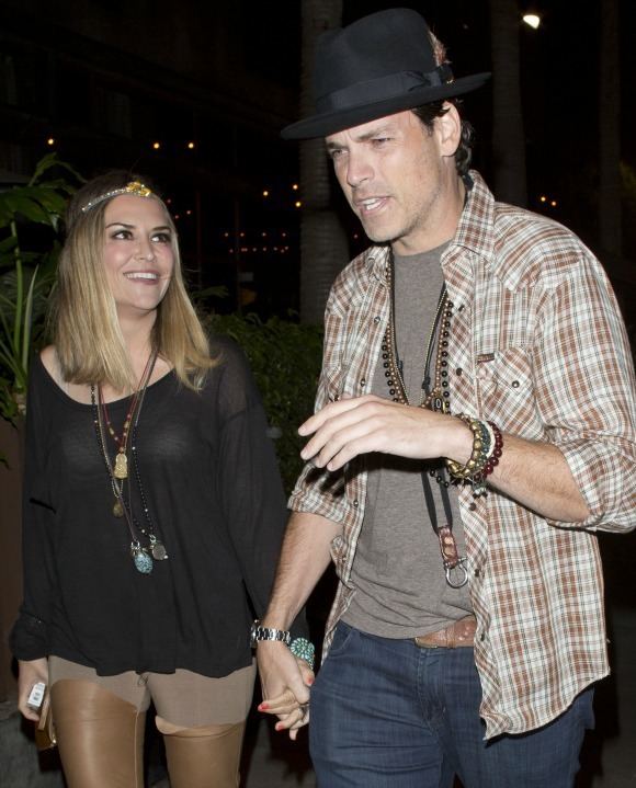 Jaron Lowenstein Charlie Sheens ExWife Finds Love With Country Singer Gossip Extra