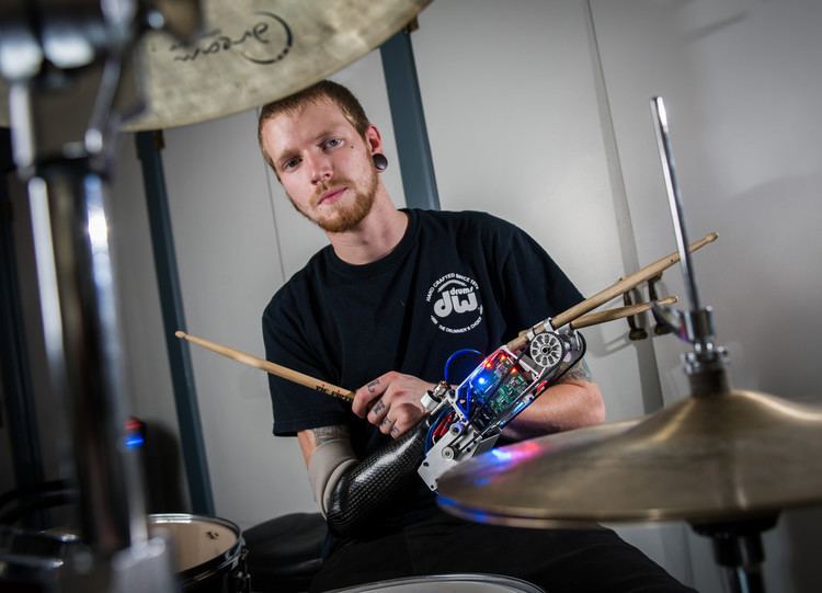 Jason Barnes (drummer) Robotic Prosthesis Turns Drummer into a ThreeArmed Cyborg