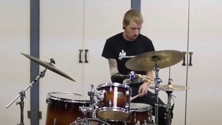Jason Barnes (drummer) Jason Barnes Drummer with Prosthetic Arm YouTube