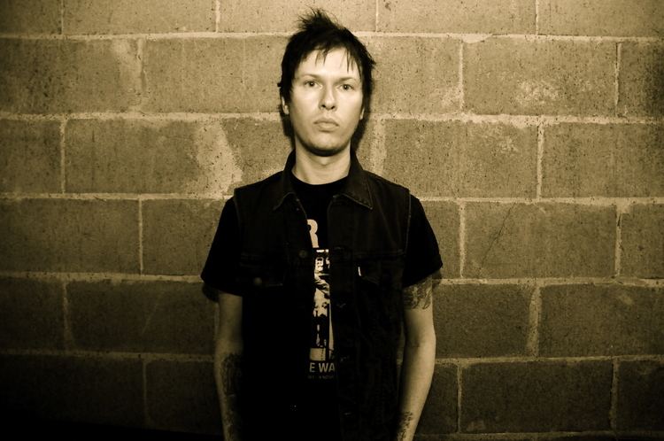 Jason McCaslin 10 Questions with Cone McCaslin of Sum 41 First Order Historians