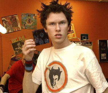 Jason McCaslin Jason McCaslin when your mom says you can39t go to the Sum 41