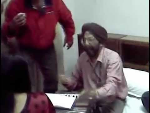 Jaspal Singh (singer) LAKHI ROY REHEARSING WITH JASPAL SINGH PLAY BACK SINGER YouTube