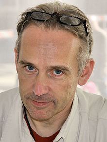 Jasper Fforde httpsuploadwikimediaorgwikipediacommonsthu