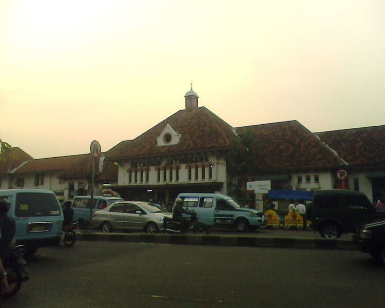 Jatinegara railway station