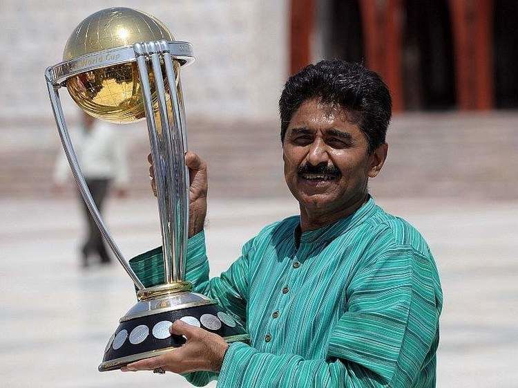 Javed Miandad (Cricketer) in the past