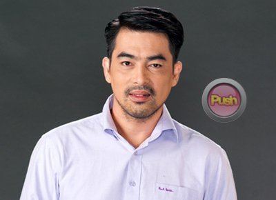 Jay Manalo Jay Manalo says one of his 11 children wants to enter showbiz PUSH