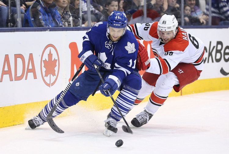 Jay McClement Maple Leafs Randy Carlyle may play Jay McClement on