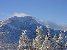 Jay Peak (Vermont) httpsuploadwikimediaorgwikipediacommonsthu