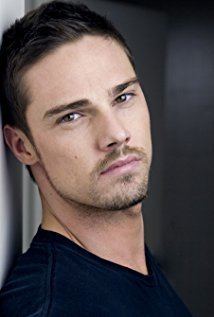 Jay Ryan (actor) iamediaimdbcomimagesMMV5BOTE1NjI3Mjg1Ml5BMl5