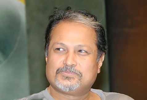 Jayanth C. Paranjee Director Of Mahesh Babus Takkari Donga To Play DesiMartini