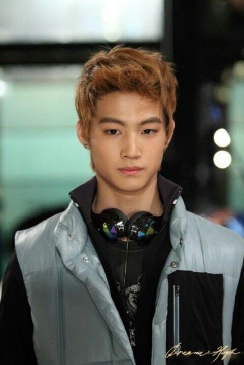 JB (singer) Jb korean singer Cute boys around the world Pinterest