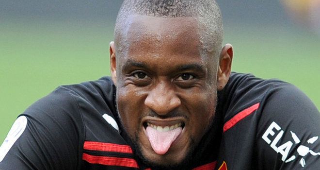 Jean-Armel Kana-Biyik KanaBiyik signs new deal Football News Sky Sports
