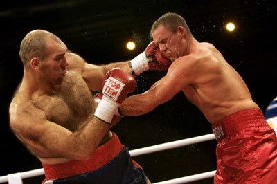 Jean-François Bergeron (boxer) Photos Nikolay Valuev vs Jean Francois Bergeron Boxing news