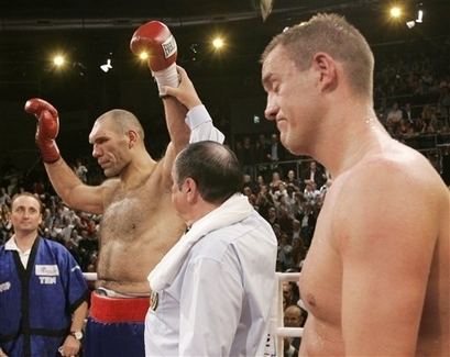 Jean-François Bergeron (boxer) Photos Nikolay Valuev vs Jean Francois Bergeron Boxing news