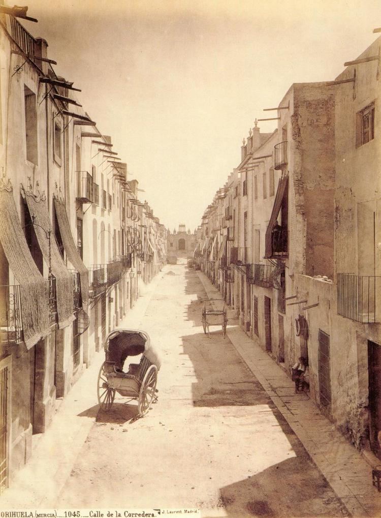 Jean Laurent (photographer) FileOriola carrer de la Corredera Jean laurent 1870jpg