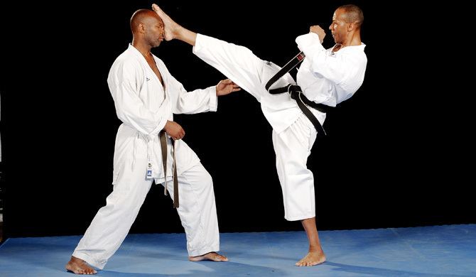 Jean-Luc Montama JeanLuc Montama Mon crneau cest tre efficace Karate Bushido