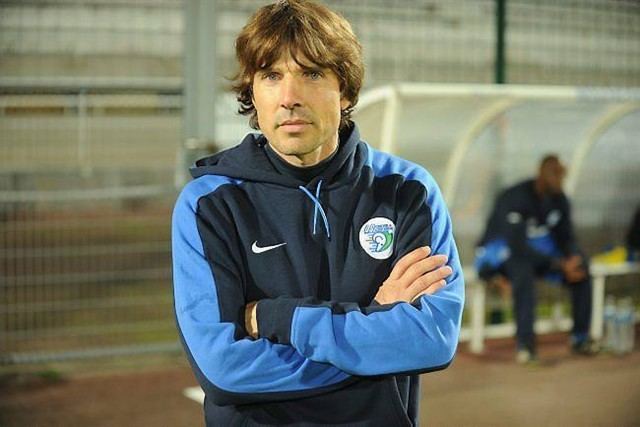 Jean-Luc Vasseur Reims announce Jean Luc Vasseur as new manager Get French Football