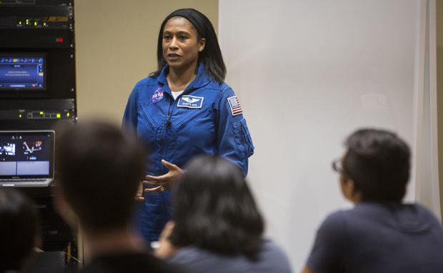 Jeanette J. Epps NASA astronaut emphasizes perseverance courage Inside