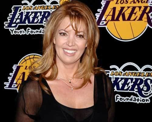 Jeanie Buss Lakers Jeanie Buss To Address Kobe Bryant39s Contract and