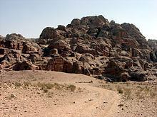 Jebel al-Madhbah httpsd1k5w7mbrh6vq5cloudfrontnetimagescache
