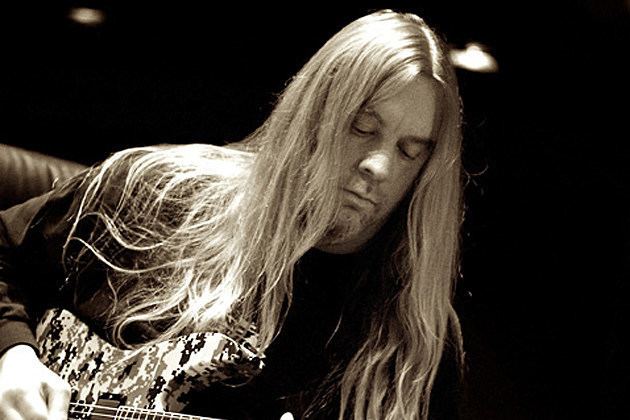 Jeff Hanneman 4 Years Ago Slayer Guitarist Jeff Hanneman Dies