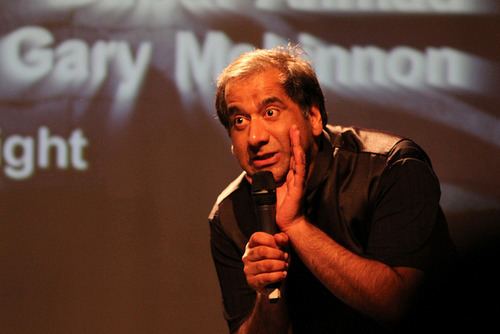 Jeff Mirza Arts Against Extraditions Comedian Jeff Mirza at