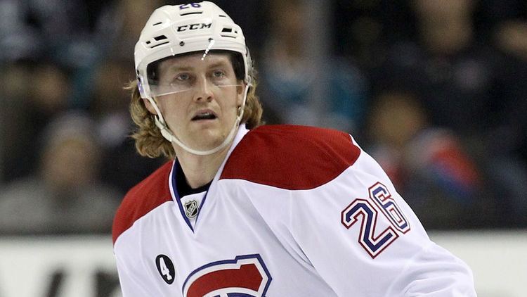 Jeff Petry Montreal Canadiens resign defenseman Jeff Petry to six