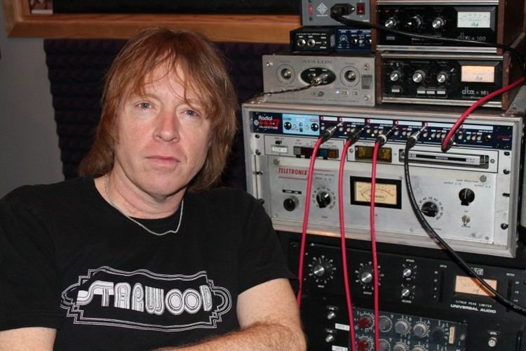 Jeff Pilson Radial artist Jeff Pilson at home on foreign ground
