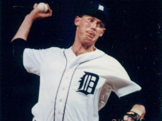 Jeff Robinson (relief pitcher) Former Tigers pitcher Jeff Robinson 52 dies