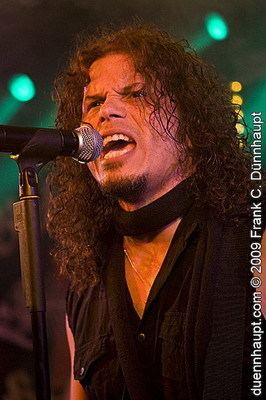 Jeff Scott Soto JEFF SCOTT SOTO 2009 INTERVIEW METALKINGSCOM