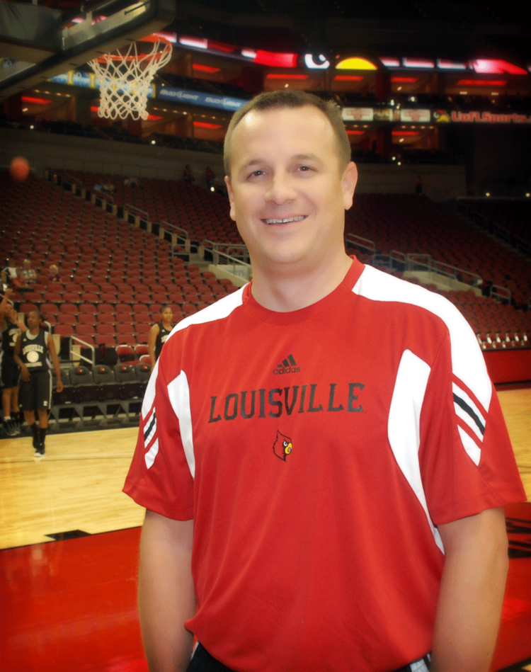 Jeff Walz Promise returns to Louisville women39s basketball