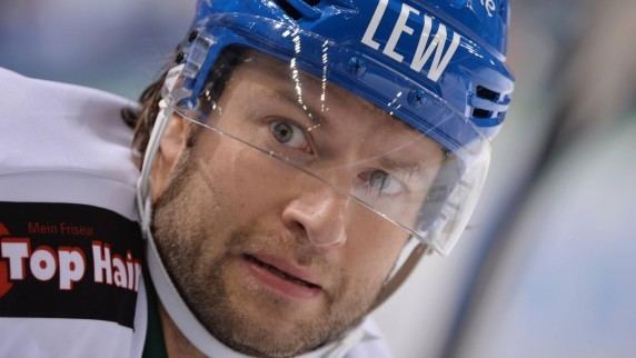 Jeff Woywitka Eishockey Augsburger Panther FanEuphorie und schwere