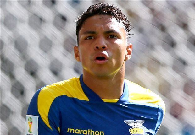 Jefferson Montero Swansea sign Jefferson Montero on fouryear deal Goalcom