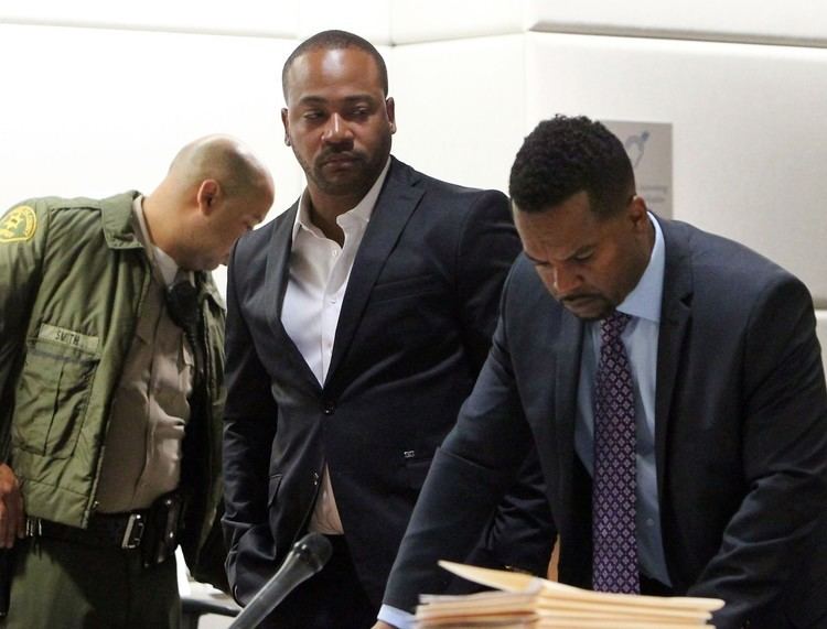 Jeffrey Jacquet Scandals Columbus Short pleads not guilty in bar assault case LA