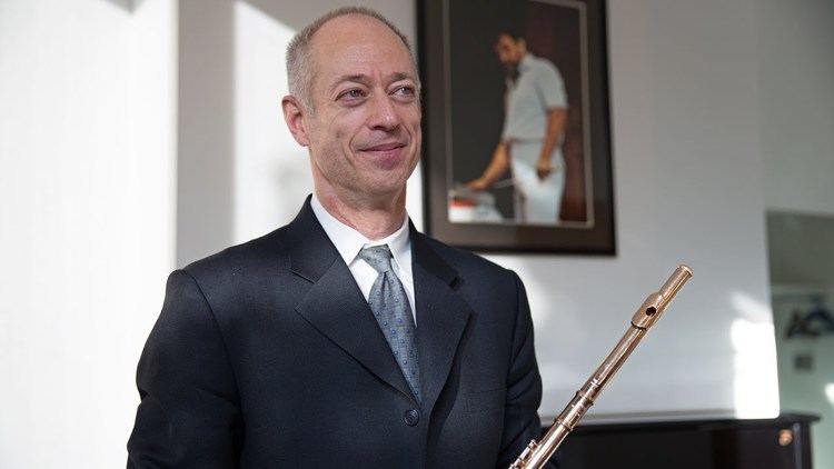 Jeffrey Khaner Principal flutist Jeffrey Khaner performs new concerto