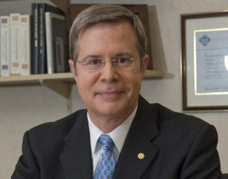 Jeffrey Vitter David Vitter on brother Jeffrey as new Ole Miss chancellor Payback