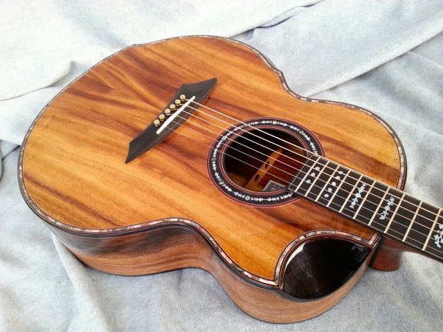 Jeffrey Yong JJ Monkeypod acoustic guitar made by luthier Jeffrey Yong from