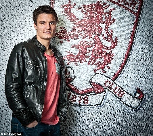 Jelle Vossen Jelle Vossen became first ever player to be signed from a hashtag