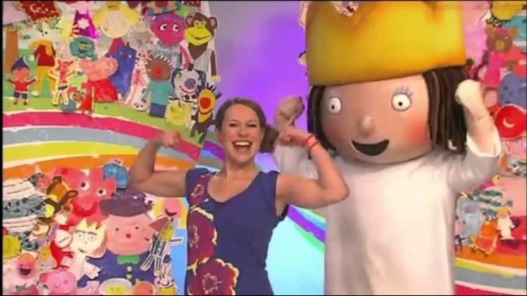 Jen Pringle UK TV host Jen Pringle flexing compilation YouTube