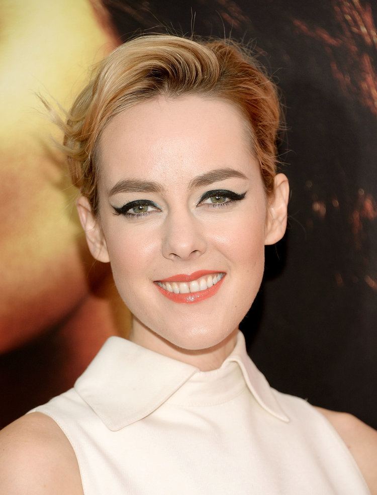 Jena Malone What role is Jena Malone playing in Batman v Superman