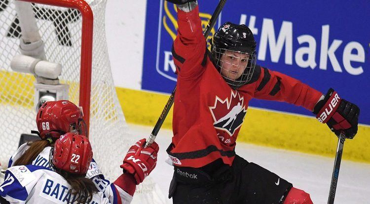 Jenn Wakefield Jenn Wakefields powerful shot leads Canada to first win at womens
