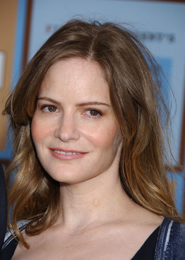 Jennifer Jason Leigh Jennifer Jason Leigh Joins the Cast Of Tarantino39s 39The