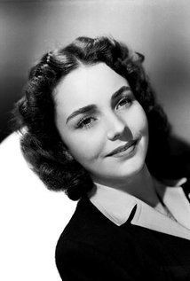 Jennifer Jones iamediaimdbcomimagesMMV5BODkxMDIxMTg4Ml5BMl5