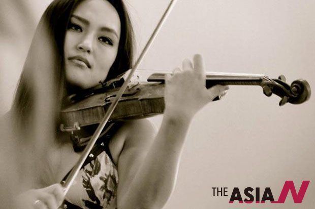 Jenny Bae South Korean violinist Jenny Bae enchants her global fans THEAsiaN