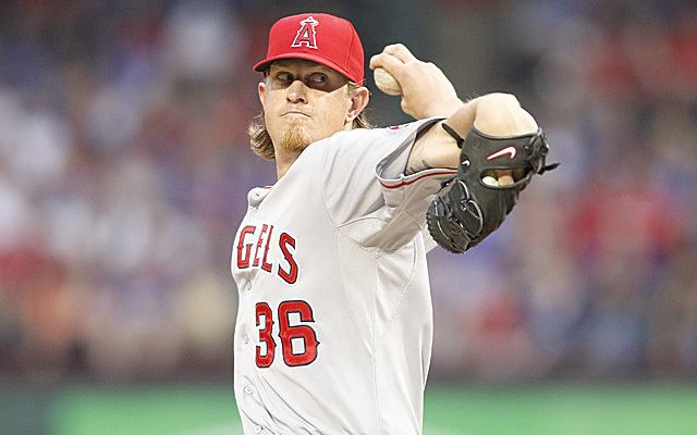 Jered Weaver Jered Weaver throws first bullpen session since injury