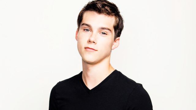 Jeremy Shada a jeremy shada Tumblr