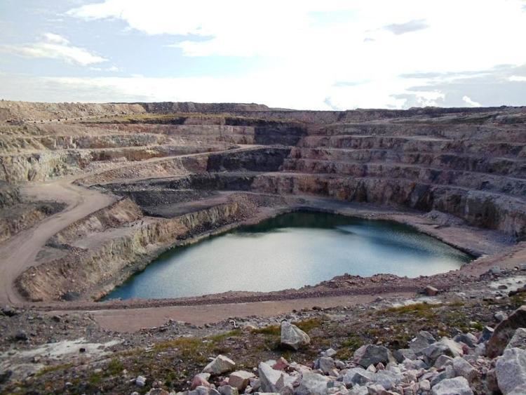 Jericho Diamond Mine NunatsiaqOnline 20111008 NEWS Shear recovers 200 carats of
