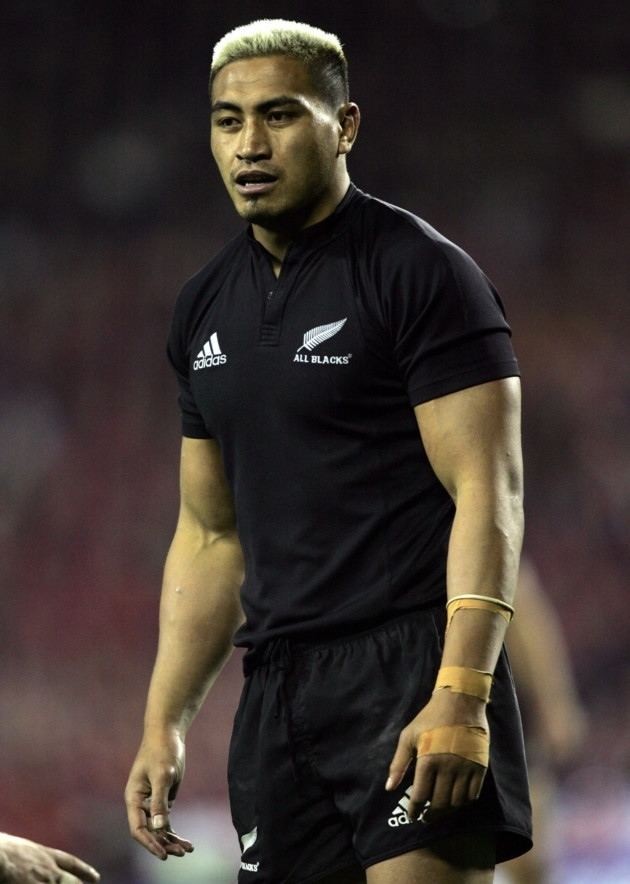 Jerry Collins When All Black legend Jerry Collins played for Barnstaple