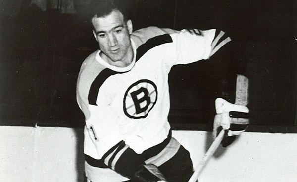Jerry Toppazzini Jerry Toppazzinis minor role had a major impact The Hockey News
